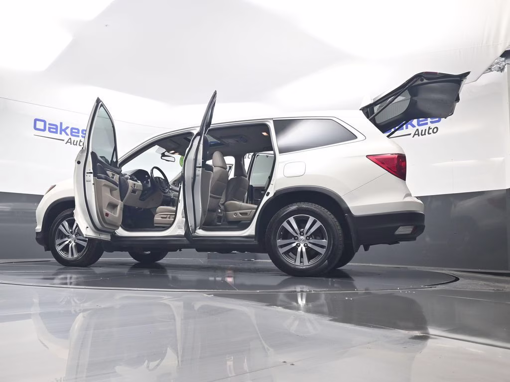 2016 White Diamond Pearl Honda Pilot EX-L AWD SUV