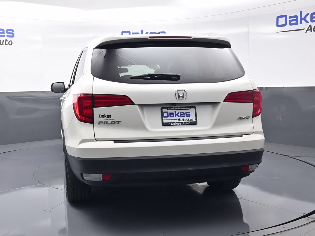 2016 White Diamond Pearl Honda Pilot EX-L AWD SUV