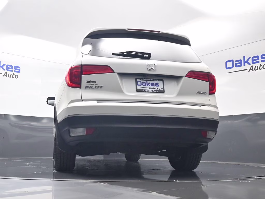 2016 White Diamond Pearl Honda Pilot EX-L AWD SUV