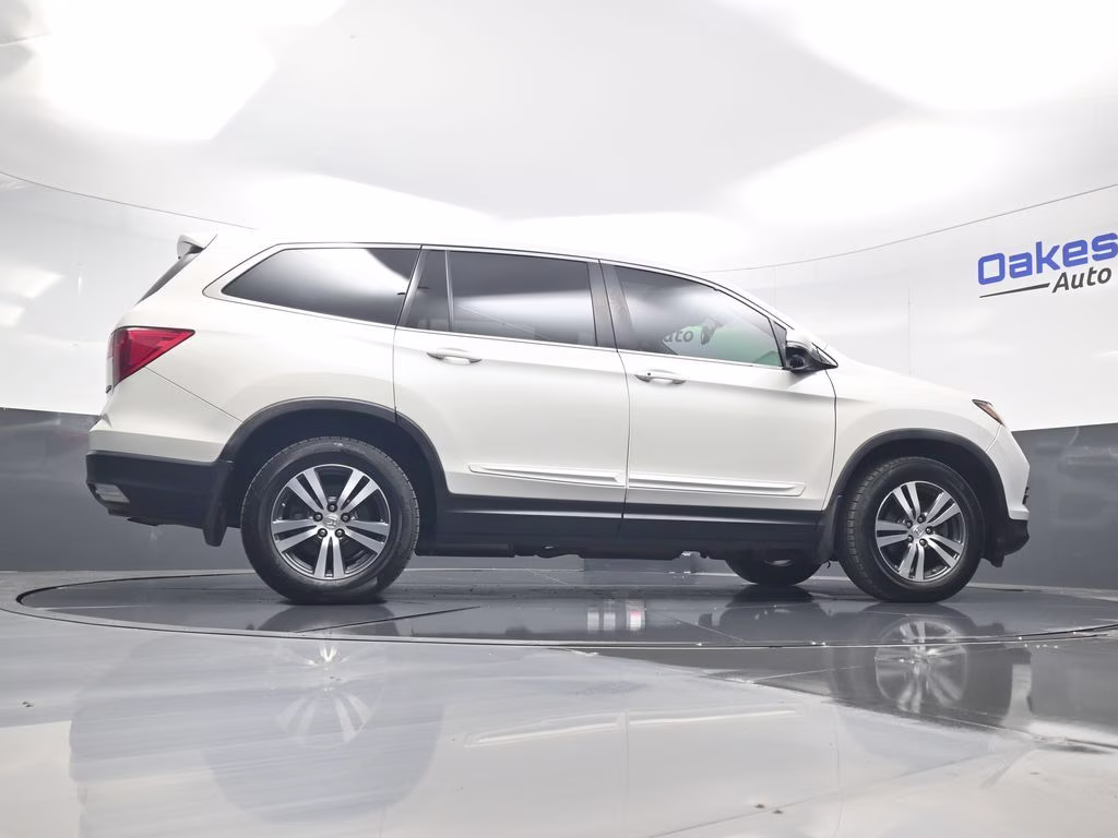 2016 White Diamond Pearl Honda Pilot EX-L AWD SUV