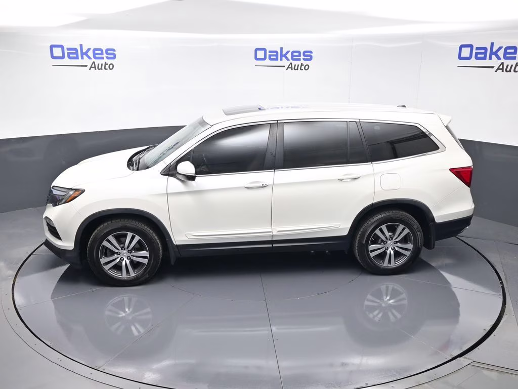 2016 White Diamond Pearl Honda Pilot EX-L AWD SUV