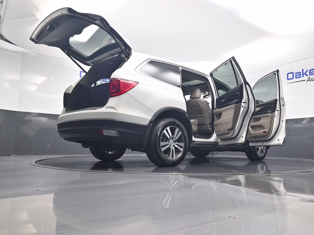 2016 White Diamond Pearl Honda Pilot EX-L AWD SUV