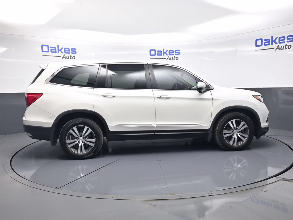 2016 White Diamond Pearl Honda Pilot EX-L AWD SUV