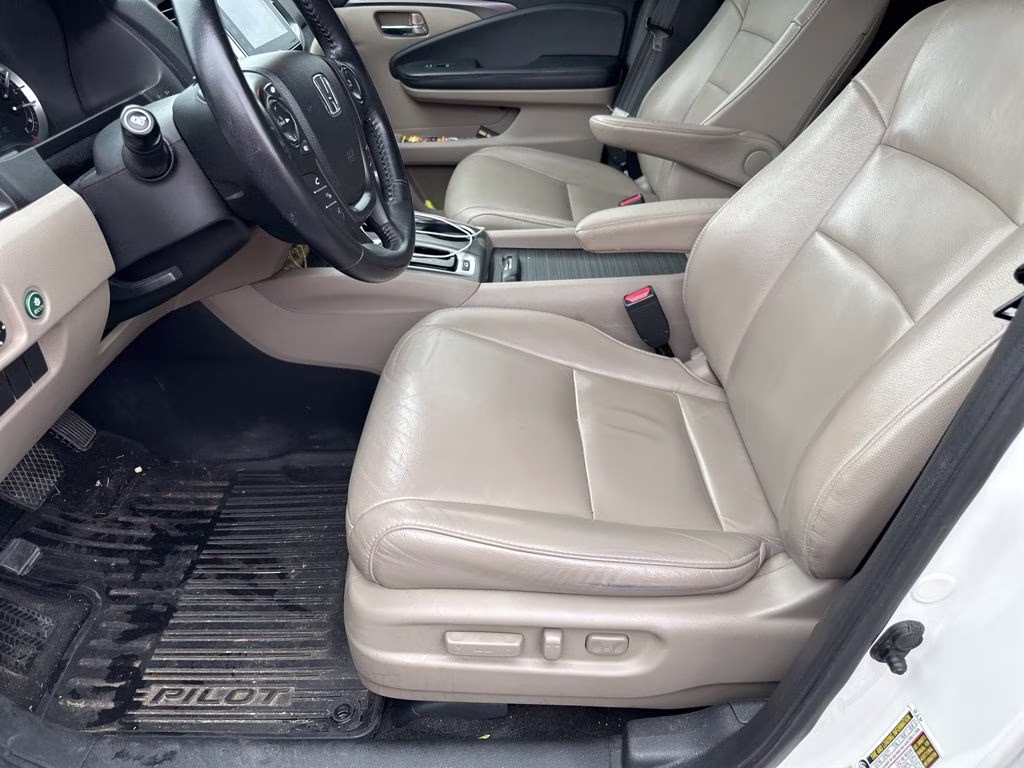 2016 White Diamond Pearl Honda Pilot EX-L AWD SUV