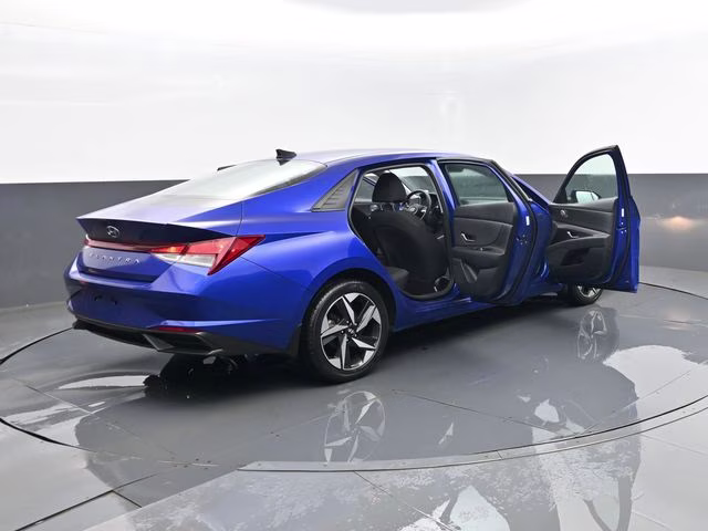 2023 Intense Blue Hyundai Elantra SEL FWD Sedan
