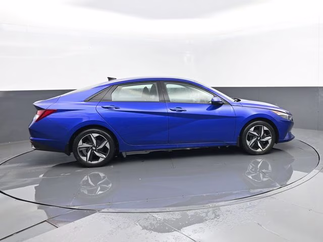 2023 Intense Blue Hyundai Elantra SEL FWD Sedan