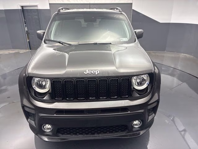 2020 Granite Crystal Metallic Clearcoat Jeep Renegade Latitude 4X4 SUV