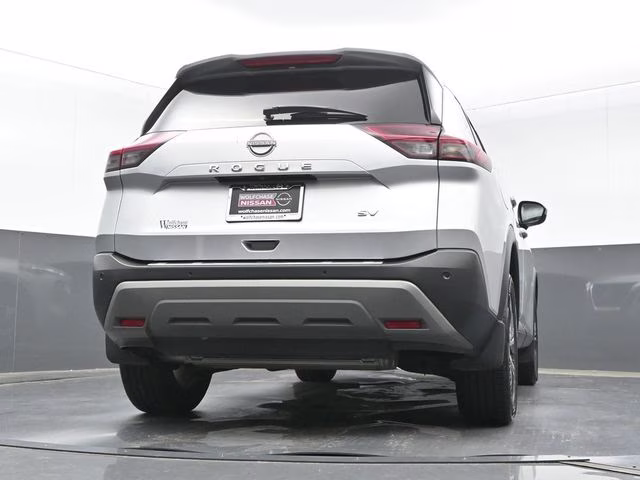 2023 Brilliant Silver Metallic Nissan Rogue SV FWD SUV