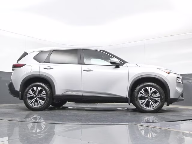 2023 Brilliant Silver Metallic Nissan Rogue SV FWD SUV