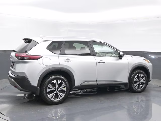 2023 Brilliant Silver Metallic Nissan Rogue SV FWD SUV