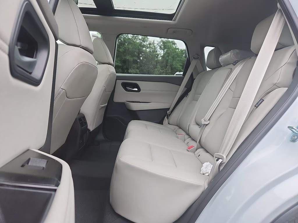 2026 Everest White Pearl Tricoat Nissan Rogue Dark Armor AWD SUV