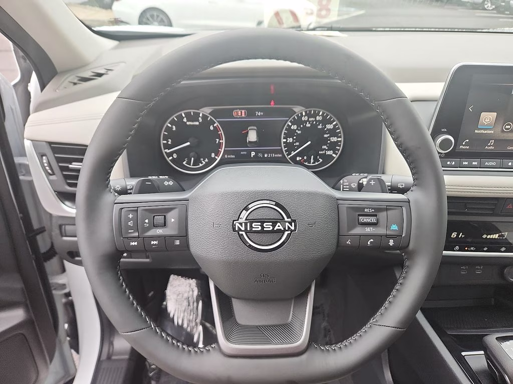 2026 Everest White Pearl Tricoat Nissan Rogue Dark Armor AWD SUV