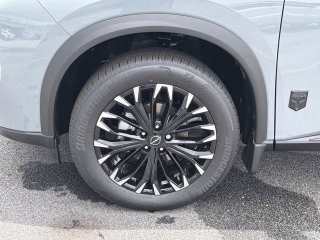 2026 Boulder Gray Pearl Nissan Rogue Dark Armor AWD SUV