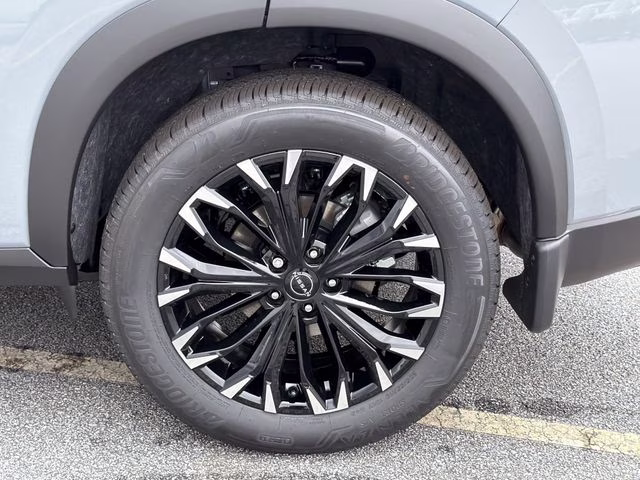2026 Boulder Gray Pearl Nissan Rogue Dark Armor AWD SUV