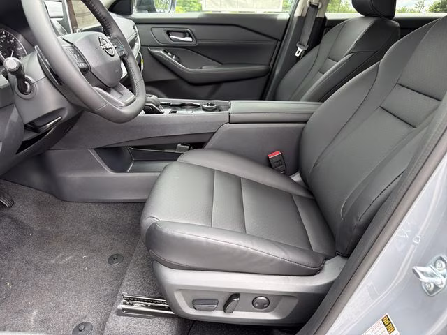 2026 Boulder Gray Pearl Nissan Rogue Dark Armor AWD SUV