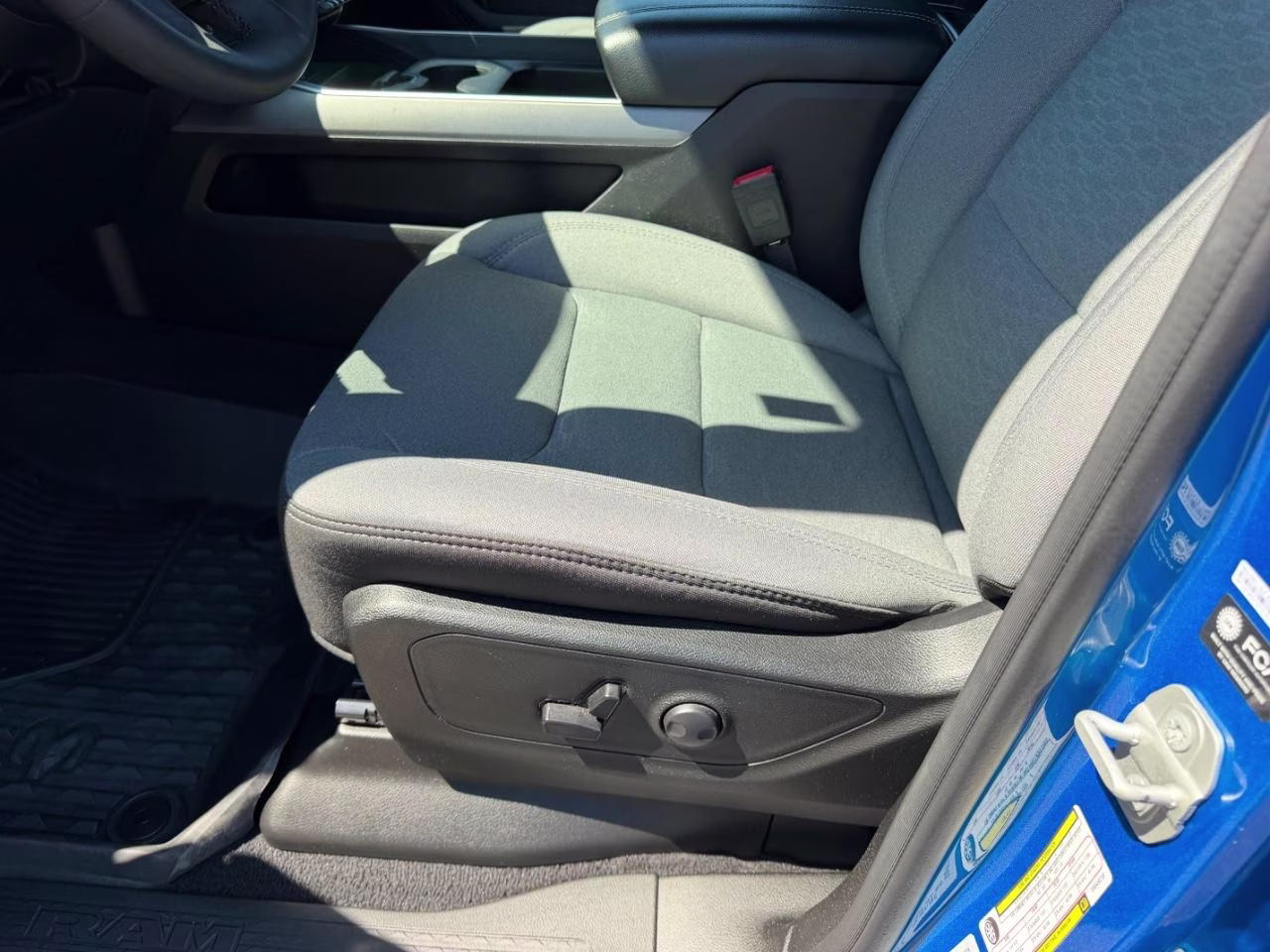 2025 Hydro Blue Pearlcoat Ram 1500 Big Horn/Lone Star 4X4 Truck