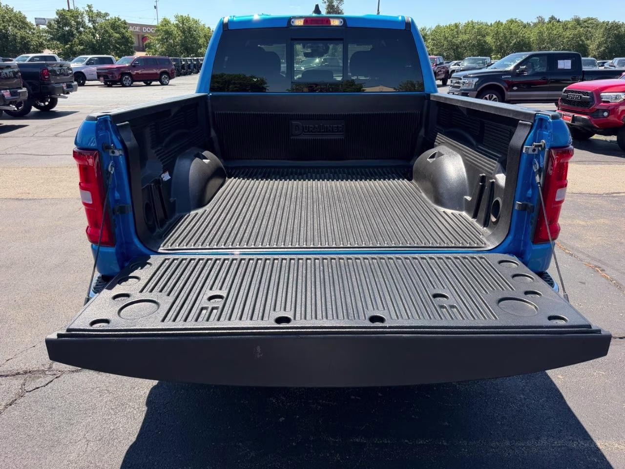 2025 Hydro Blue Pearlcoat Ram 1500 Big Horn/Lone Star 4X4 Truck