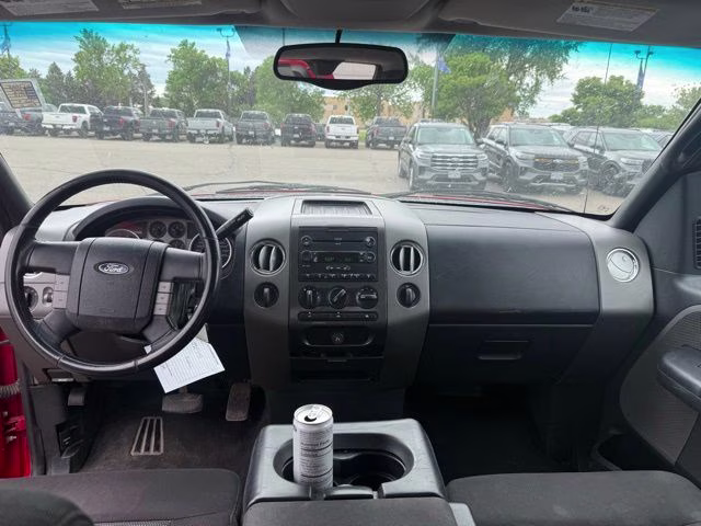 2005 Red Ford F-150 XL 4X4 Truck