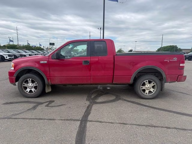 2005 Red Ford F-150 XL 4X4 Truck