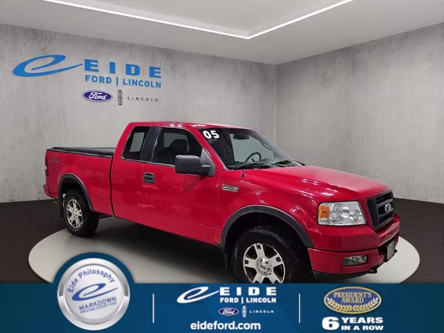 2005 Bright Red Clearcoat Ford F-150 XL 4X4 Truck