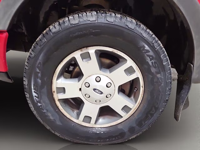 2005 Bright Red Clearcoat Ford F-150 XL 4X4 Truck