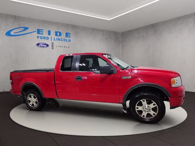 2005 Bright Red Clearcoat Ford F-150 XL 4X4 Truck