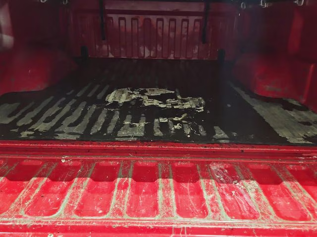 2005 Bright Red Clearcoat Ford F-150 XL 4X4 Truck