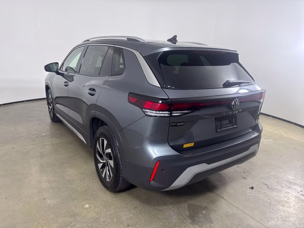 2025 Platinum Gray Metallic Volkswagen Tiguan 2.0T S FWD SUV