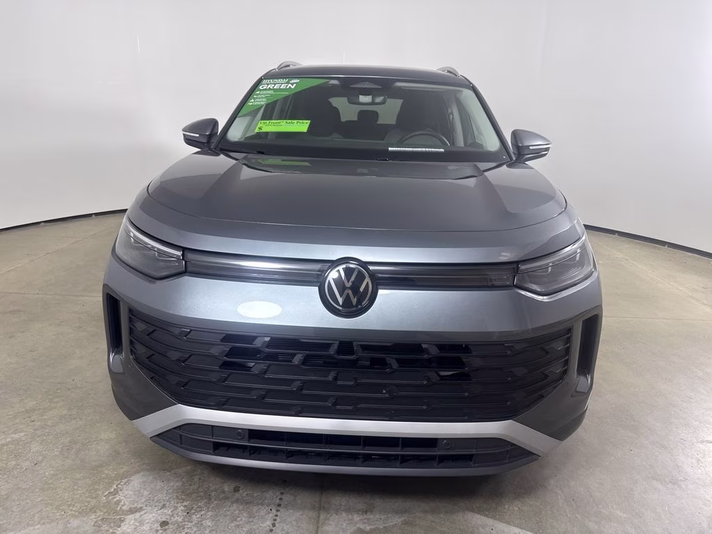 2025 Platinum Gray Metallic Volkswagen Tiguan 2.0T S FWD SUV