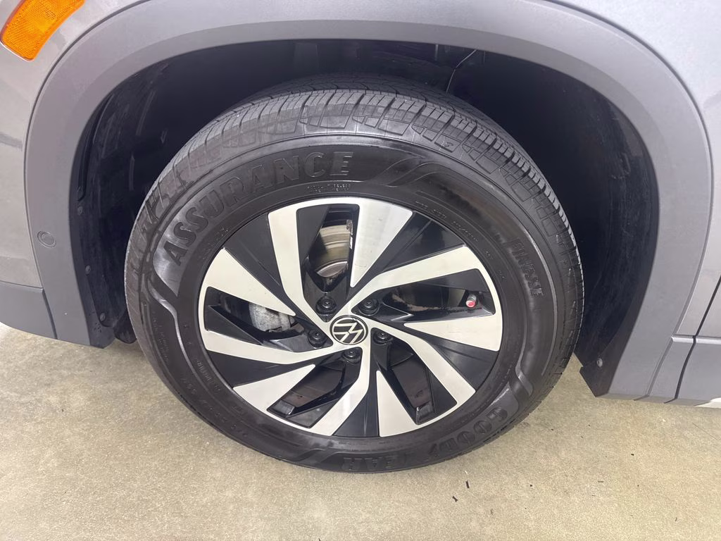 2025 Platinum Gray Metallic Volkswagen Tiguan 2.0T S FWD SUV
