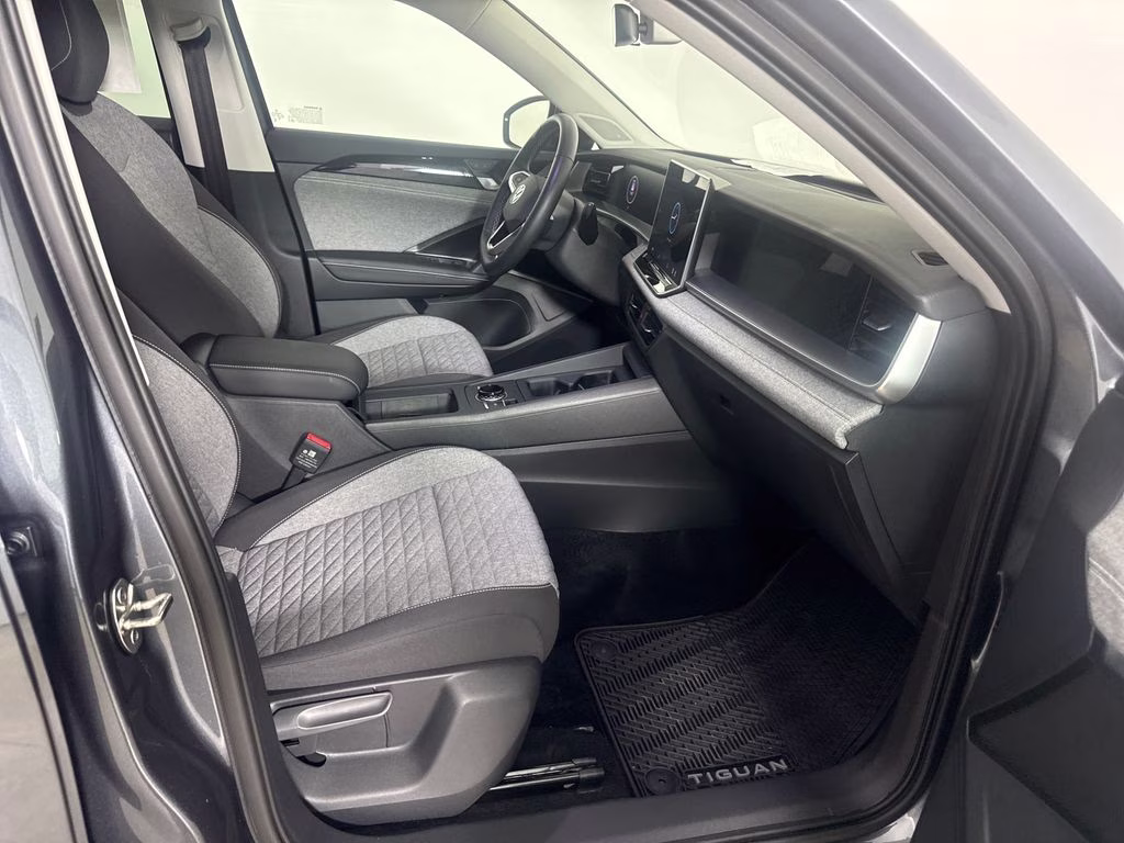 2025 Platinum Gray Metallic Volkswagen Tiguan 2.0T S FWD SUV