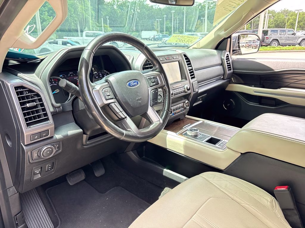 2019 Silver Spruce Metallic Ford Expedition Platinum RWD SUV