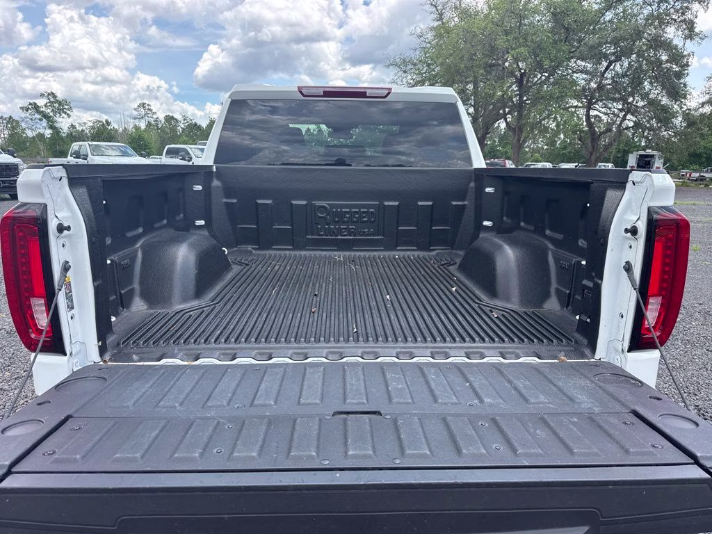 2026 Summit White GMC Sierra 1500 SLT 4X4 Truck