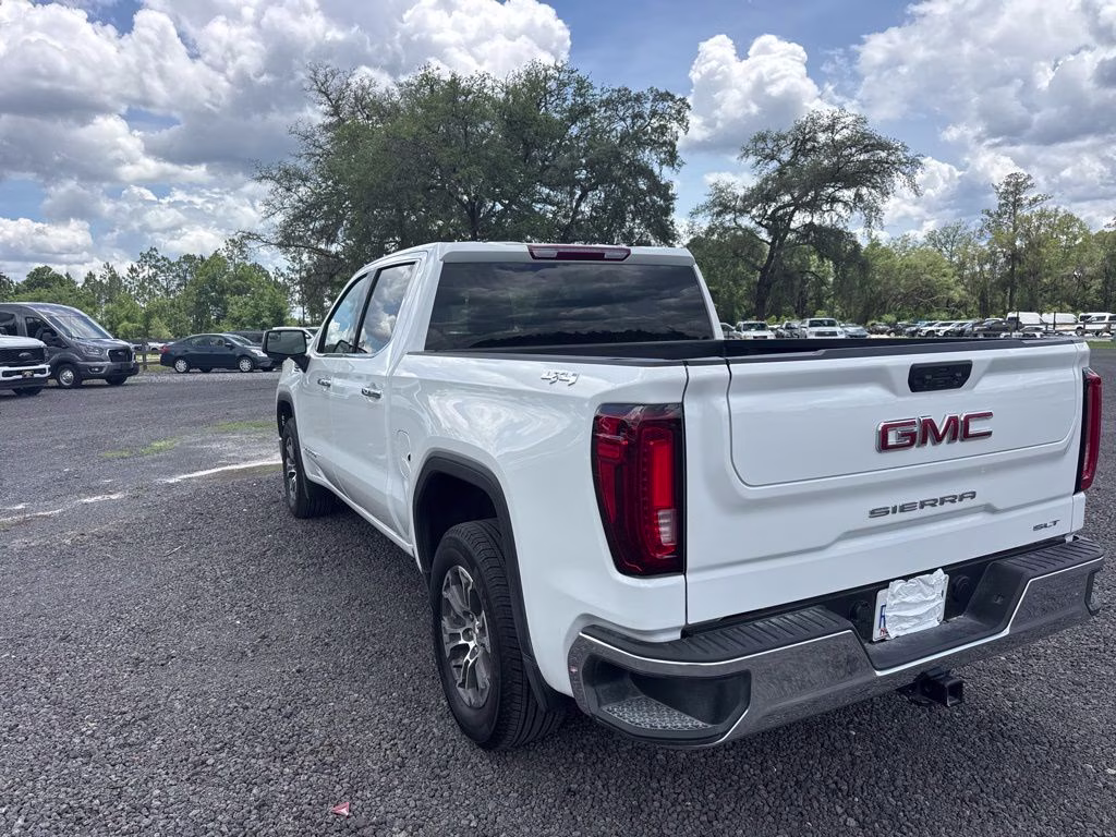 2026 Summit White GMC Sierra 1500 SLT 4X4 Truck