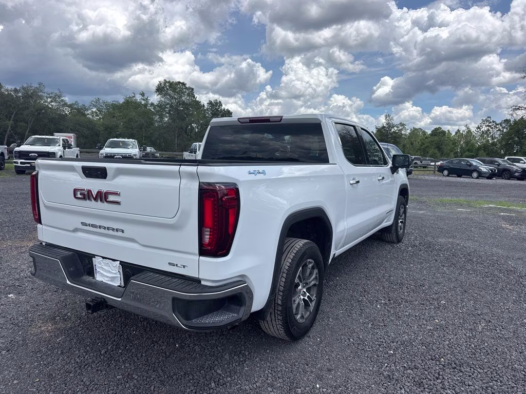 2026 Summit White GMC Sierra 1500 SLT 4X4 Truck