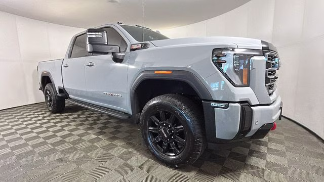 2025 Thunderstorm Gray GMC Sierra 2500HD AT4 4X4 Truck