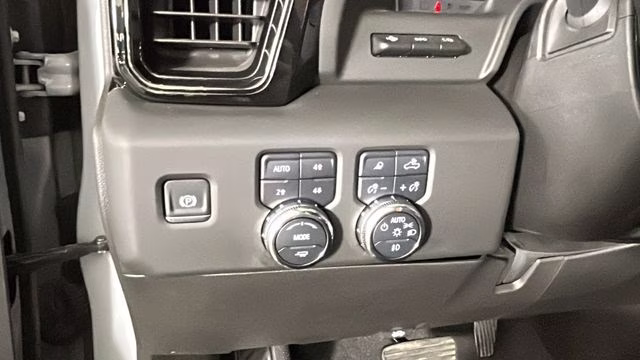 2025 Thunderstorm Gray GMC Sierra 2500HD AT4 4X4 Truck