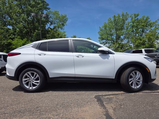 2026 Summit White Buick Envista Preferred FWD SUV