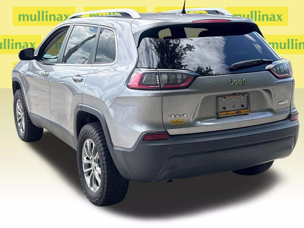 2019 Billet Silver Metallic Clearcoat Jeep Cherokee Latitude Plus 4X4 SUV