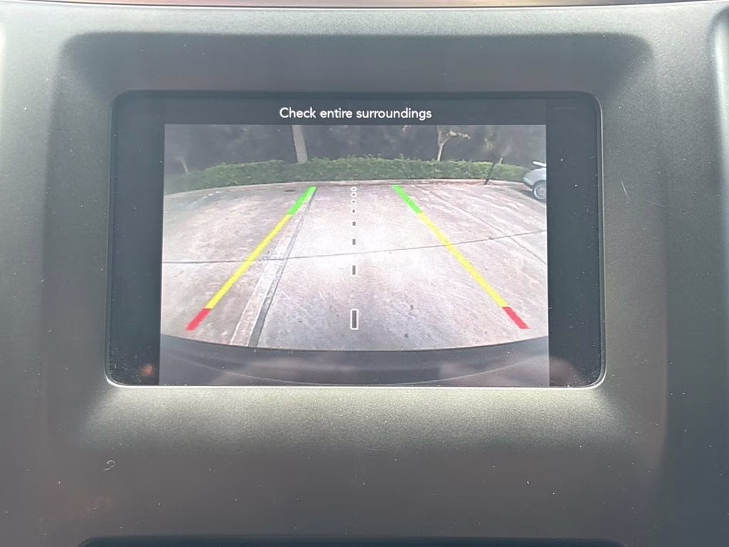 2019 Billet Silver Metallic Clearcoat Jeep Cherokee Latitude Plus 4X4 SUV