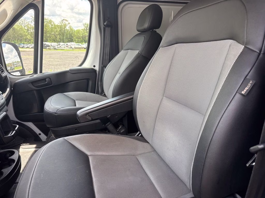 2025 Bright White Clearcoat Ram ProMaster 2500 Base FWD Van