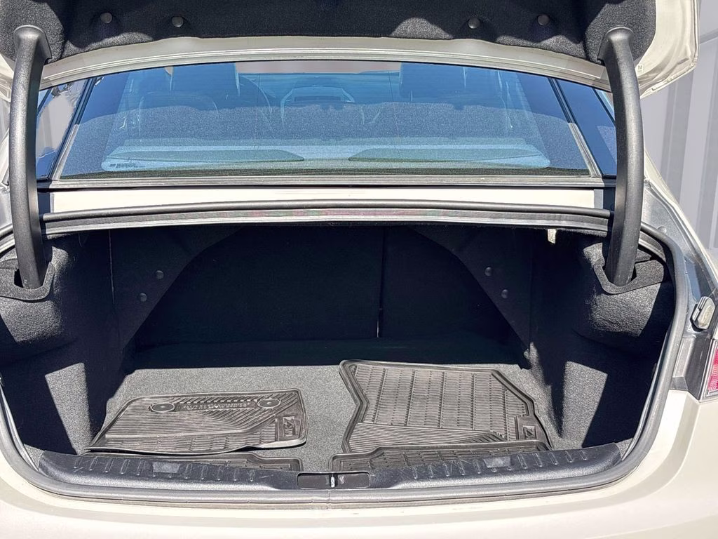 2020 Pearl Metallic Lincoln MKZ Reserve AWD Sedan