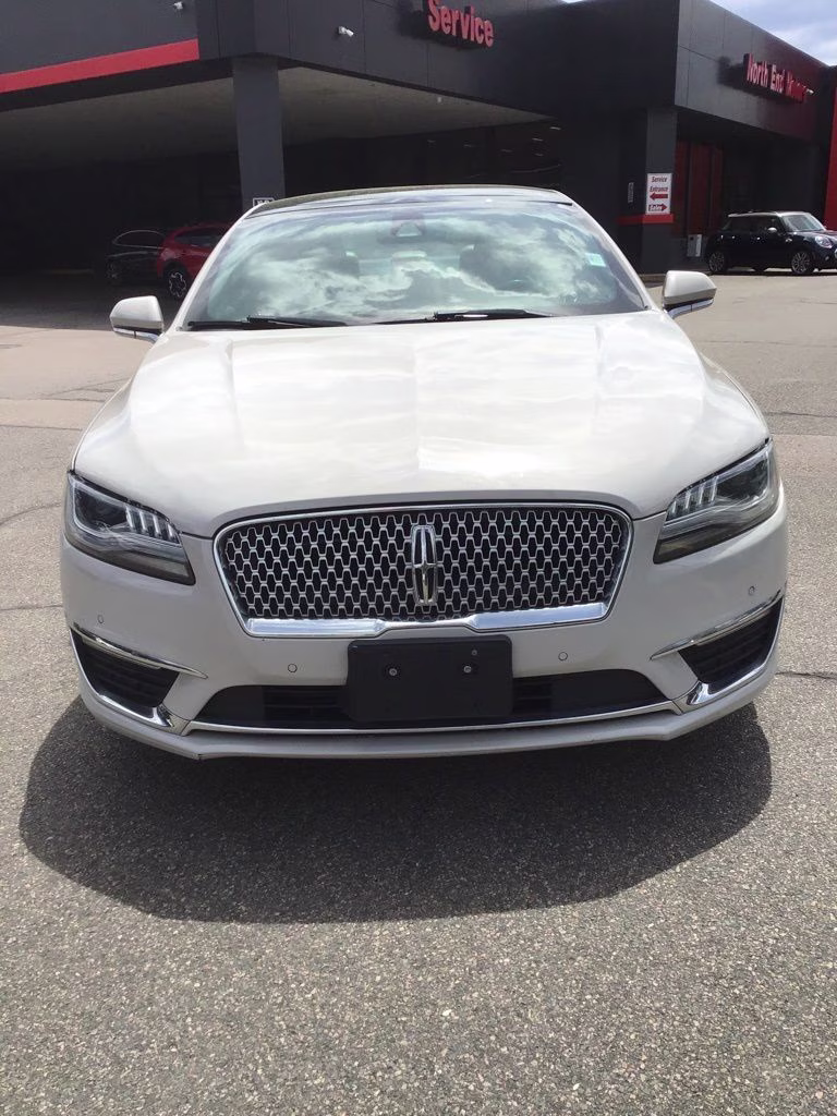 2020 Pearl Metallic Lincoln MKZ Reserve AWD Sedan