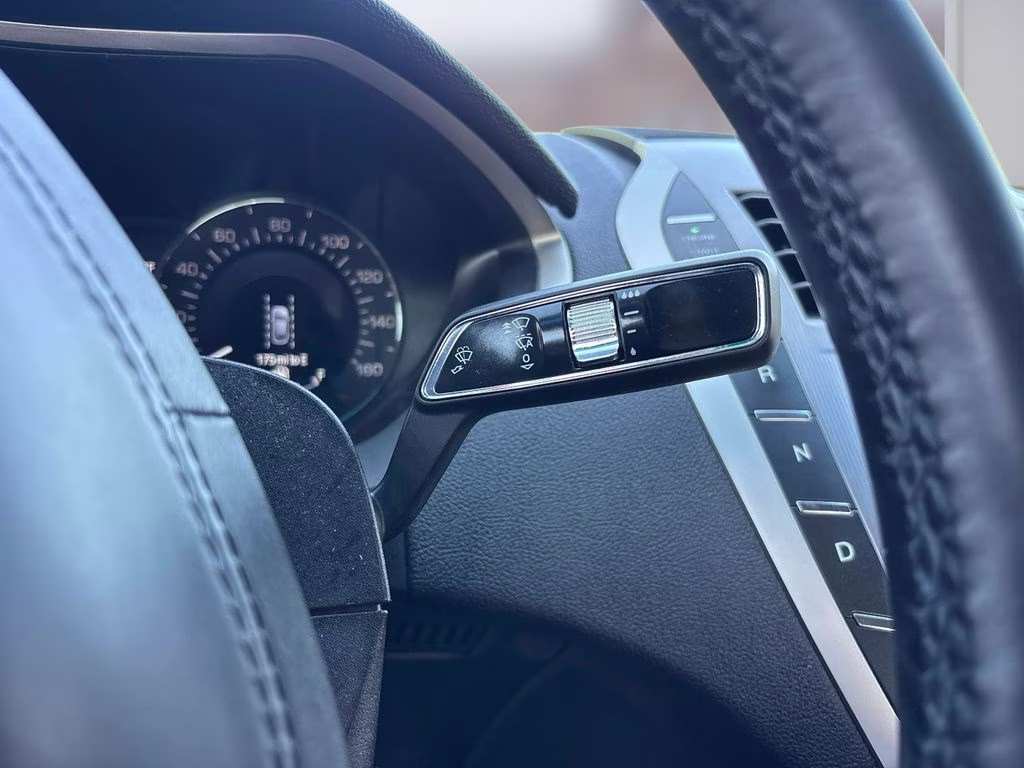 2020 Pearl Metallic Lincoln MKZ Reserve AWD Sedan