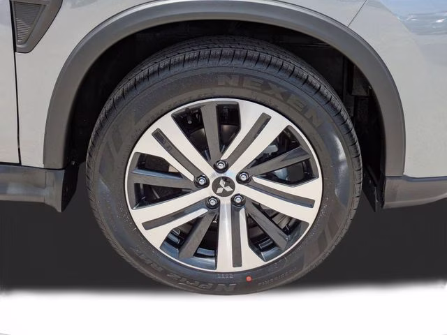 2026 Mercury Gray Metallic Mitsubishi Outlander Sport 2.0 ES 4X4 SUV
