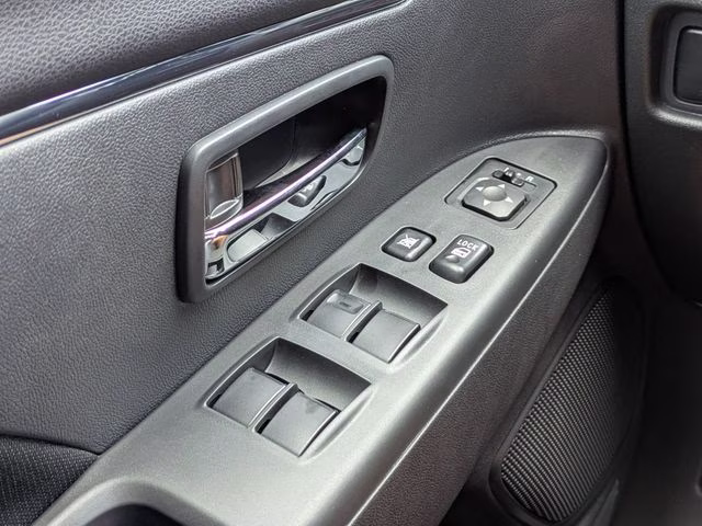 2026 White Diamond Mitsubishi Outlander Sport 2.0 ES 4X4 SUV