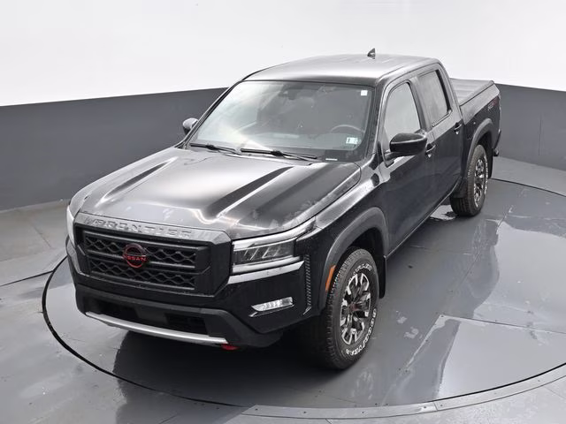 2024 Super Black Nissan Frontier PRO-4X 4X4 Truck