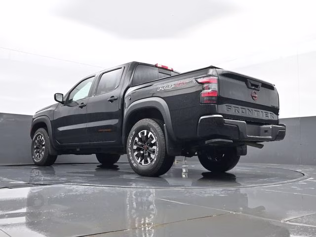 2024 Super Black Nissan Frontier PRO-4X 4X4 Truck