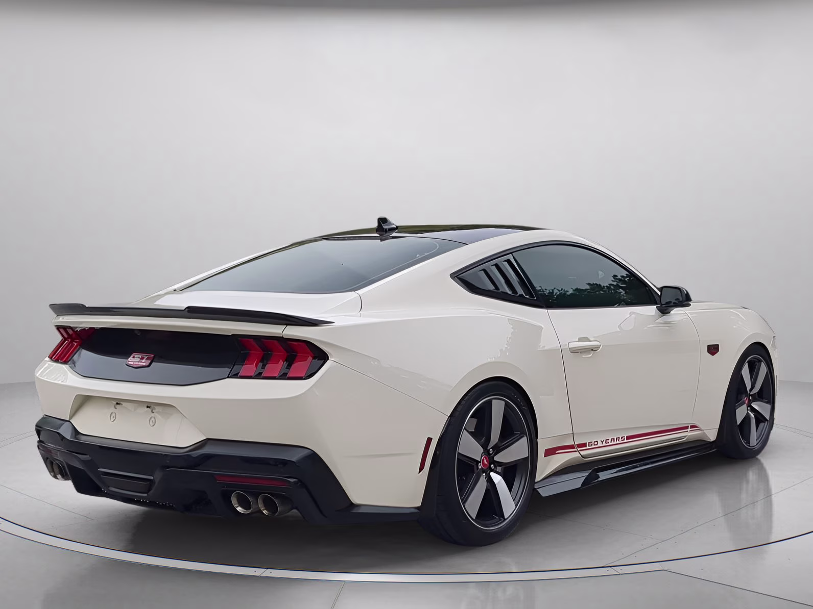 2025 Wimbledon White Ford Mustang GT Premium RWD Coupe
