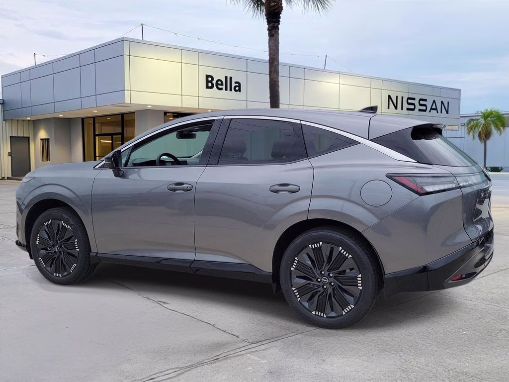 2026 Gun Metallic Nissan Murano Platinum AWD SUV